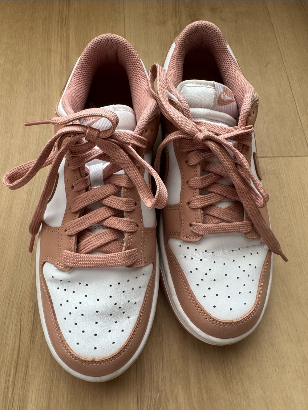 Nike White and Dusty Pink Low-Top Sneakers